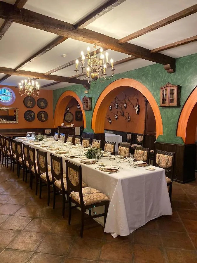 Hotel Los Bronces Lucena