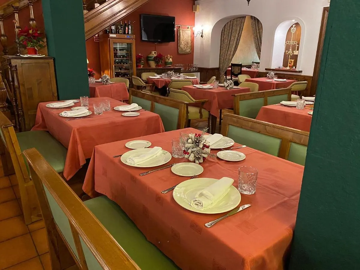 Hotel Los Bronces Lucena