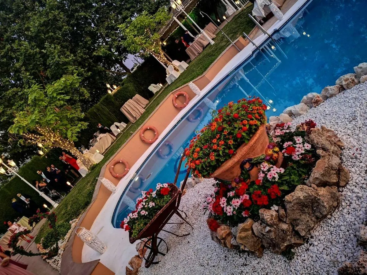 Los Bronces Lucena 4*,  Spain